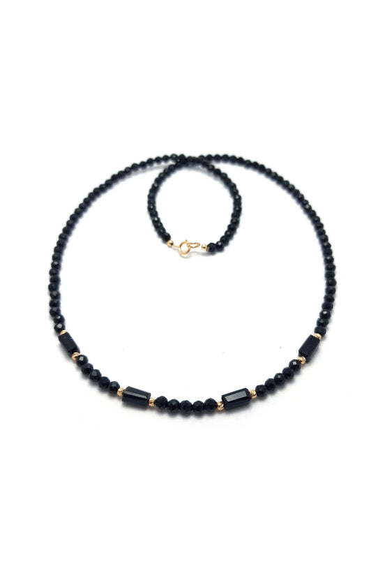 Colier 8 bilute aur 14kt(585),onix dreptunghiular si cristale negre