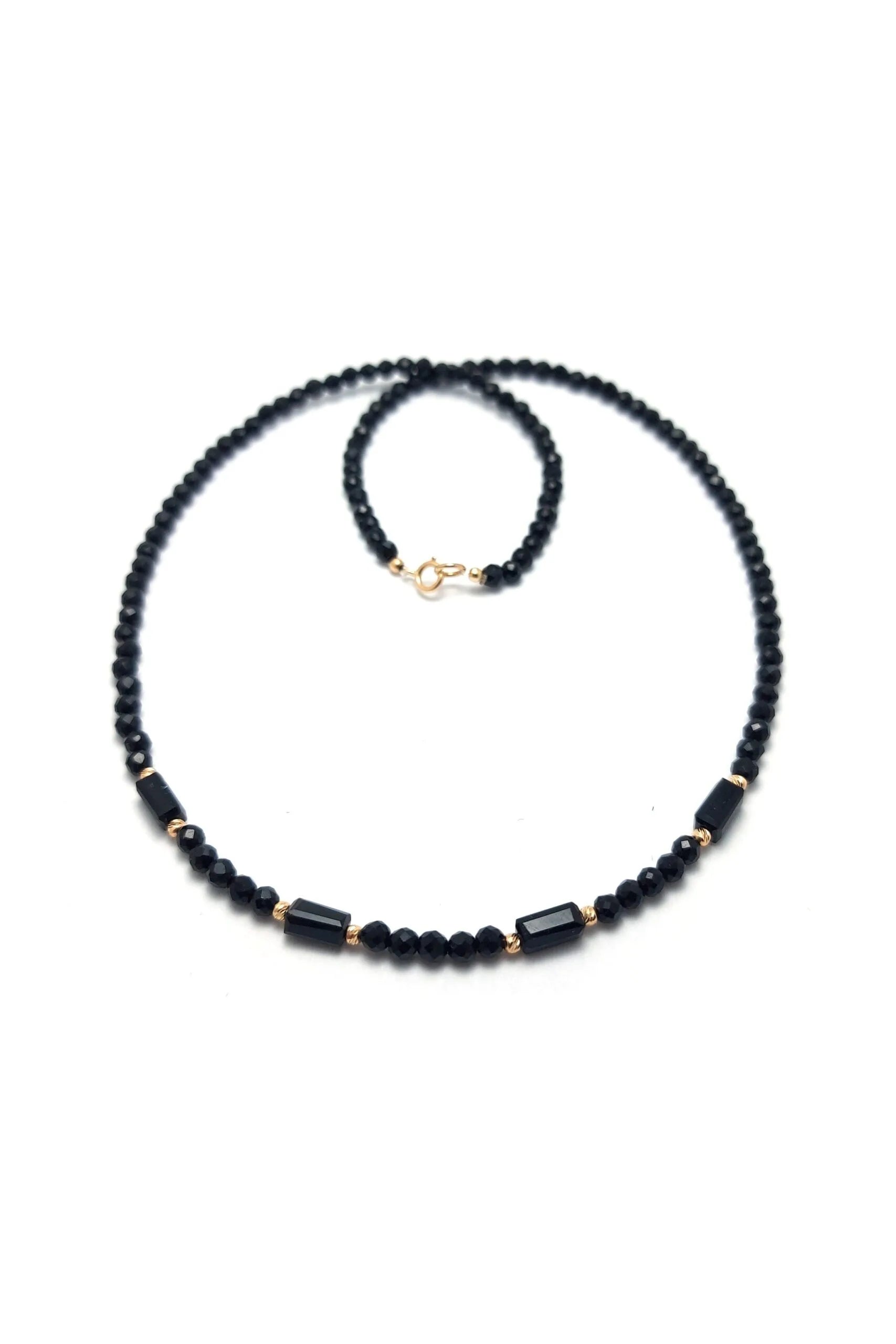 Colier 8 bilute aur 14kt(585),onix dreptunghiular si cristale negre