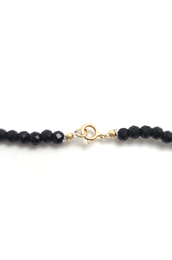 închidere de aur 14k și cristale negre